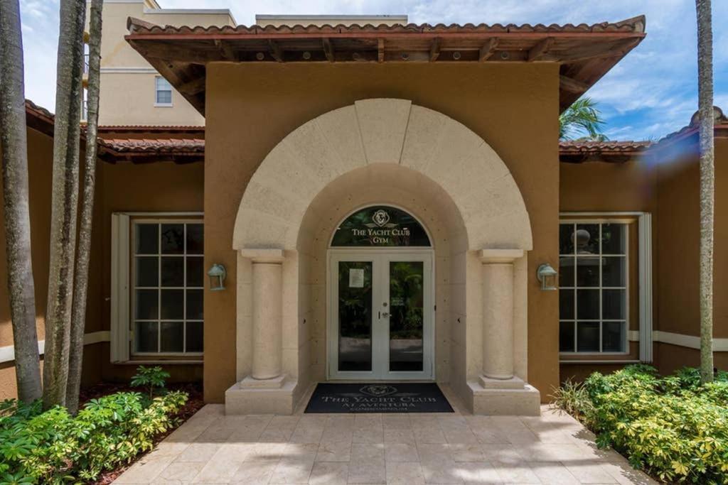 Yacht Club At Aventura 2 Bed 2 Bath Luxurius Cozy Brand New 2020 Apartamento Exterior foto